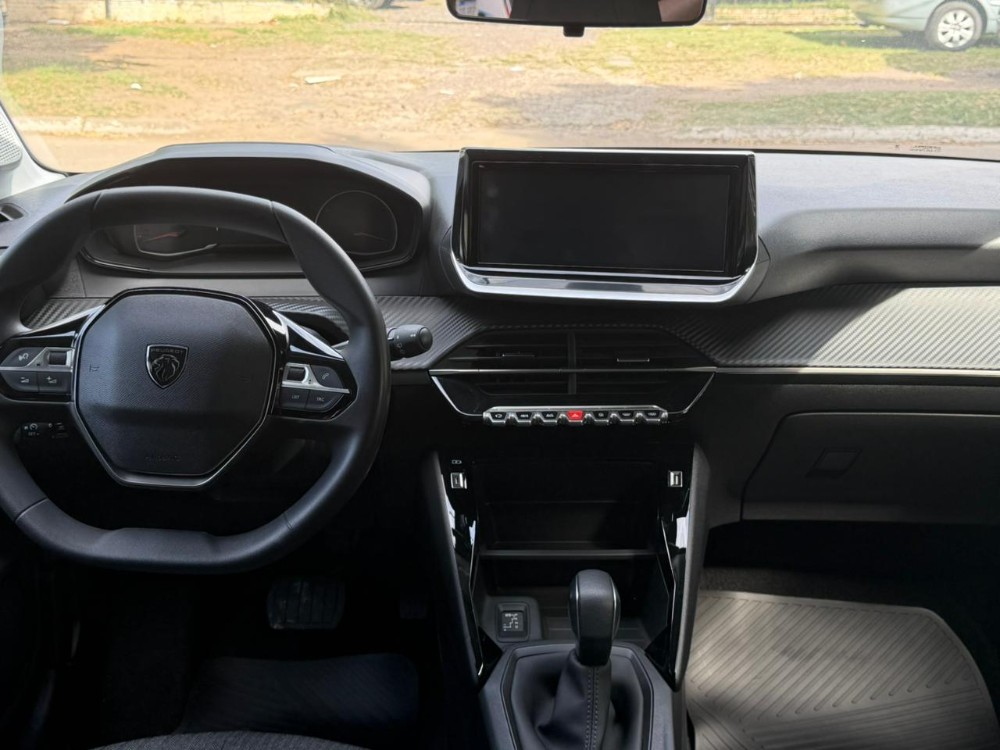 Peugeot 208 Allure — foto 6
